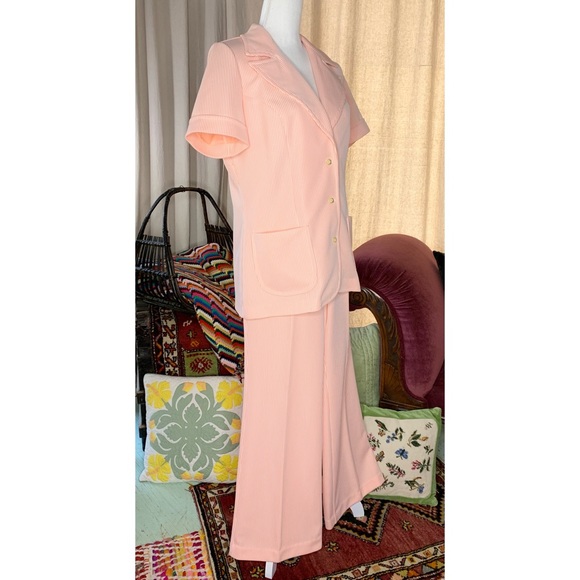 70s Polyester Flair Leg Suit - Picture 4 of 6